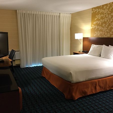 Fairfield Inn & Suites By Marriott Los Angeles רוזמיד מראה חיצוני תמונה