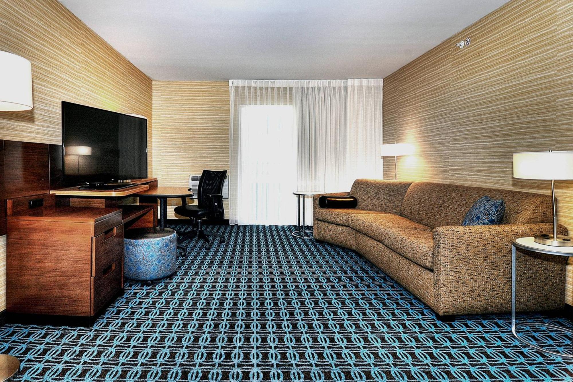 Fairfield Inn & Suites By Marriott Los Angeles רוזמיד מראה חיצוני תמונה