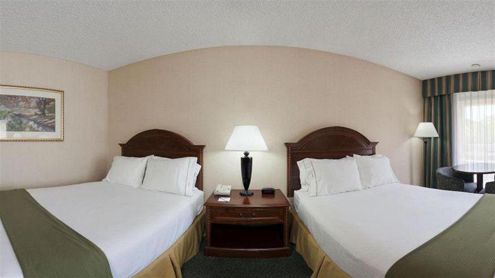 Fairfield Inn & Suites By Marriott Los Angeles רוזמיד מראה חיצוני תמונה