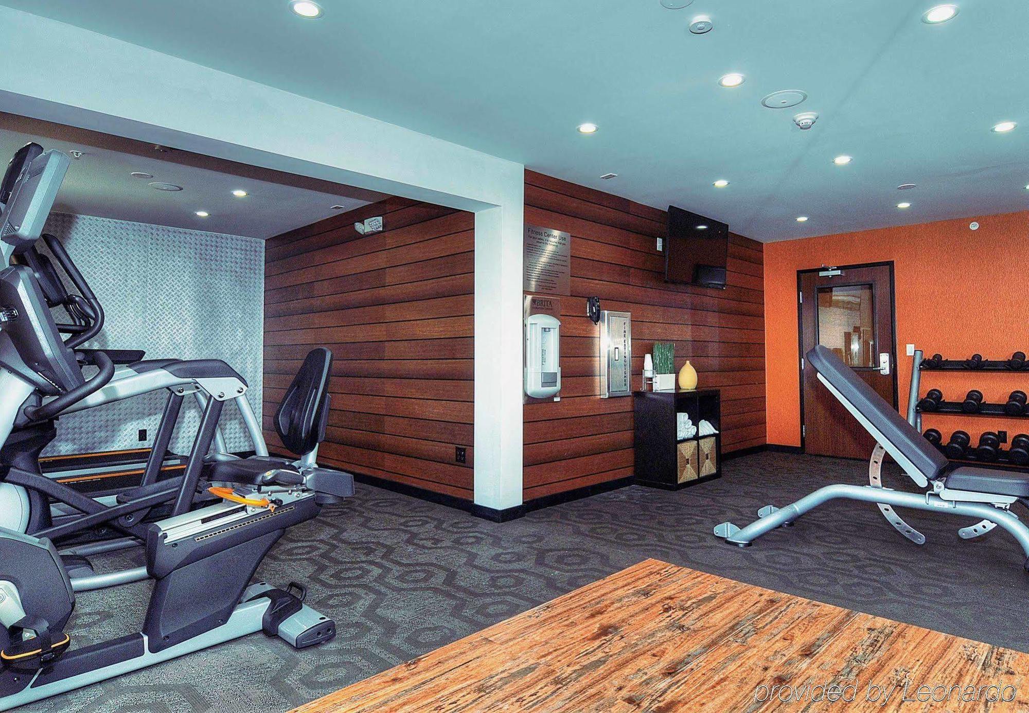 Fairfield Inn & Suites By Marriott Los Angeles רוזמיד מראה חיצוני תמונה